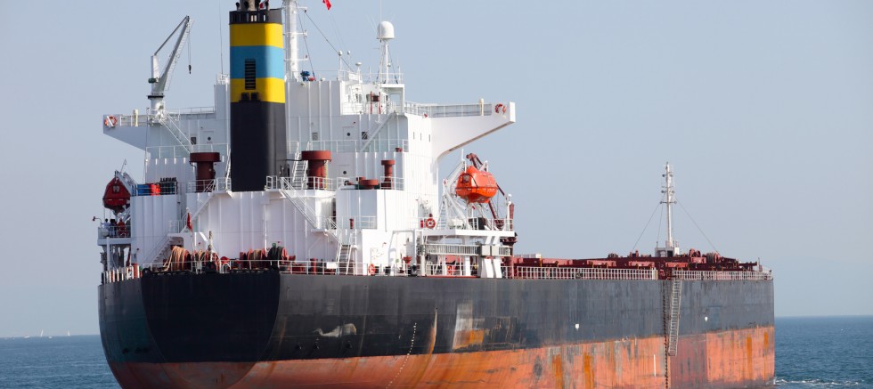 İran bağlantılı petrol tankerleri ABD yaptırımlarının ardından bayraklarını kaybetti